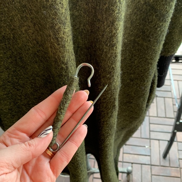 Cynthia Rowley two tone cardigan - Picture 4 of 4